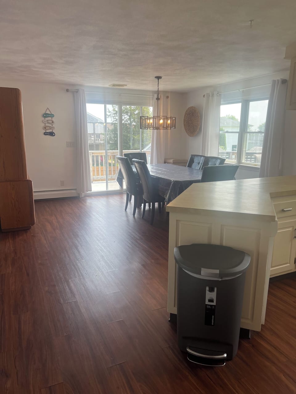 Kitchen to dining room