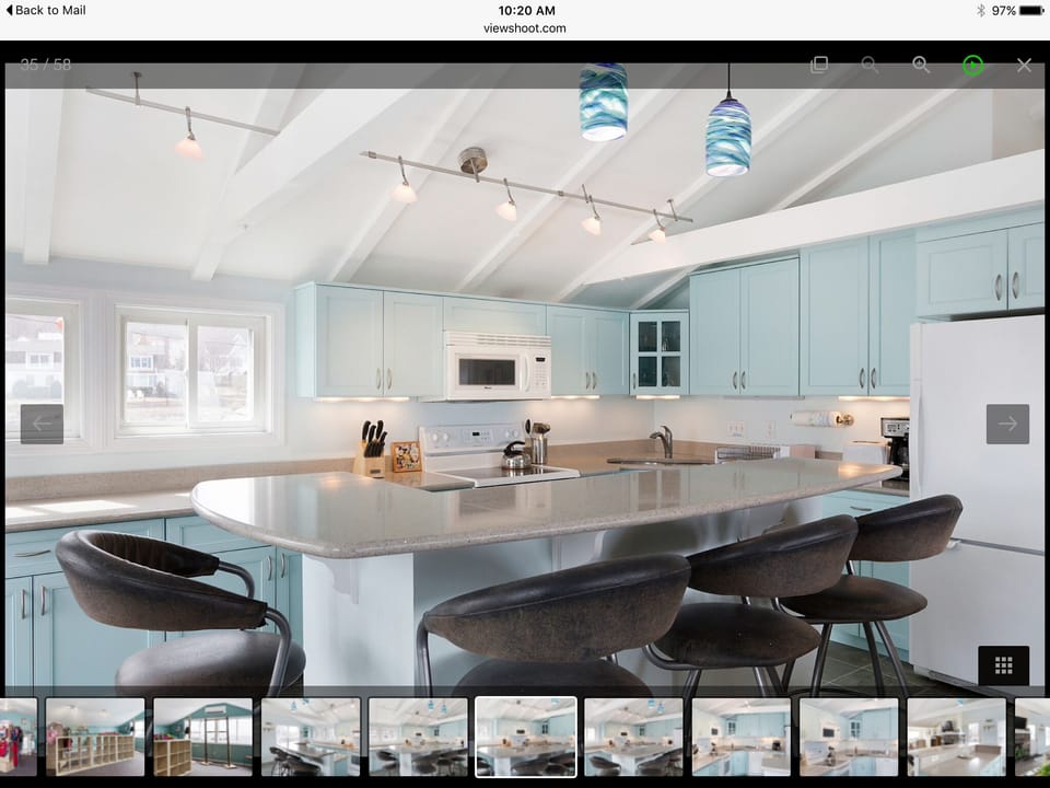 Let's eat at the counter tonight!