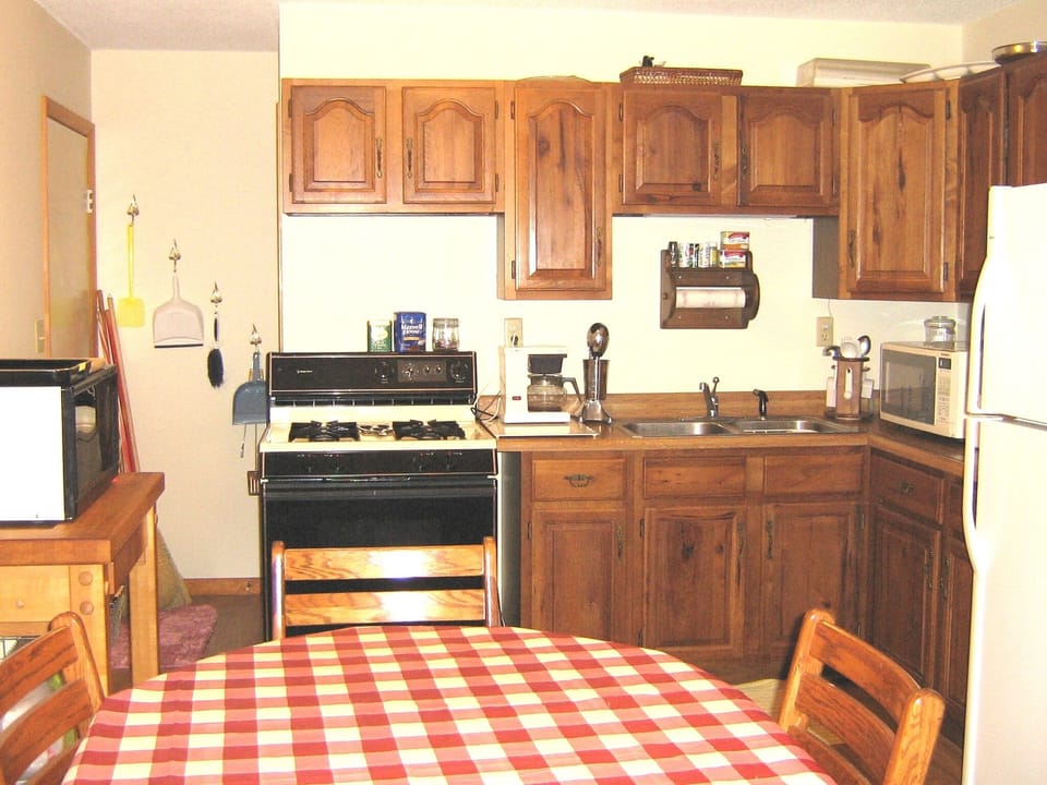 The kitchen looking east
