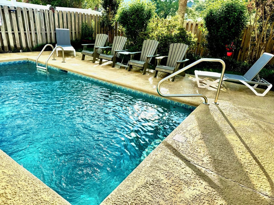 Pool with new chairs
