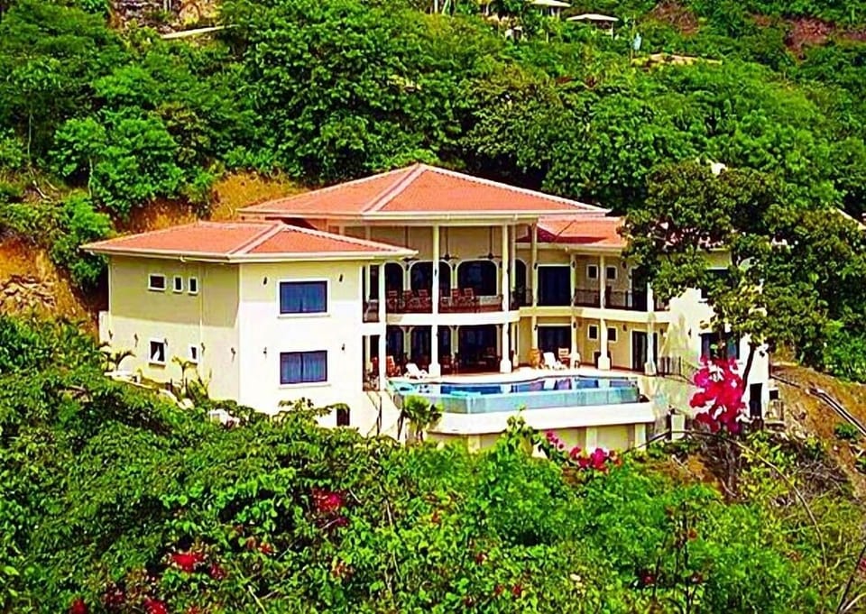 Luxury Villa with infinity pool and breathtaking ocean views.