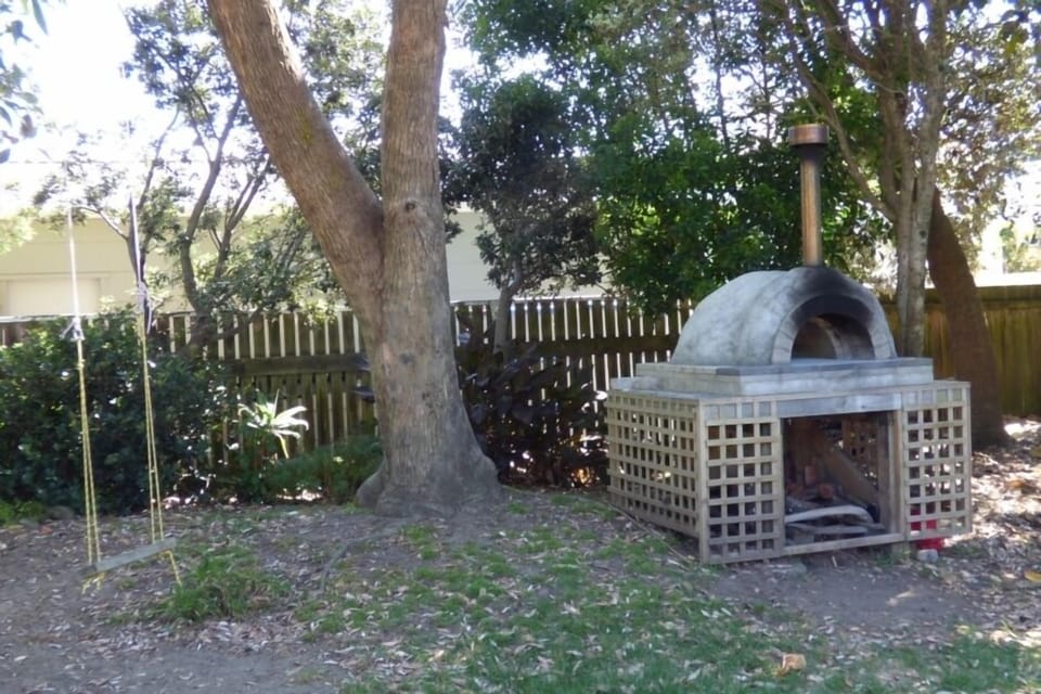 Pizza oven