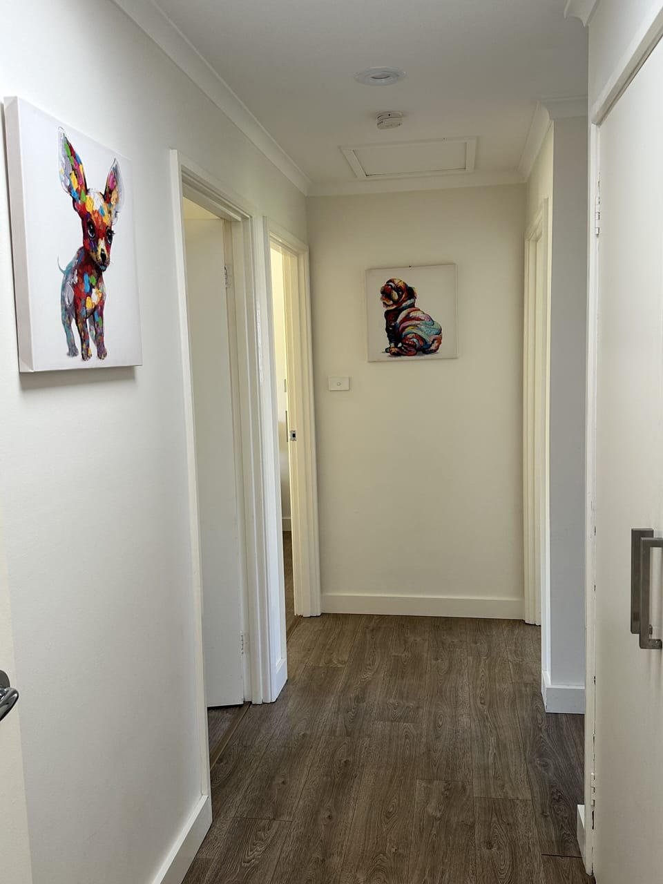 Hallway to bedrooms 