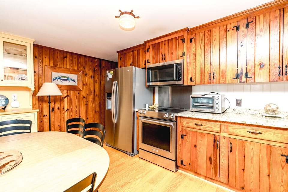 Kitchen II