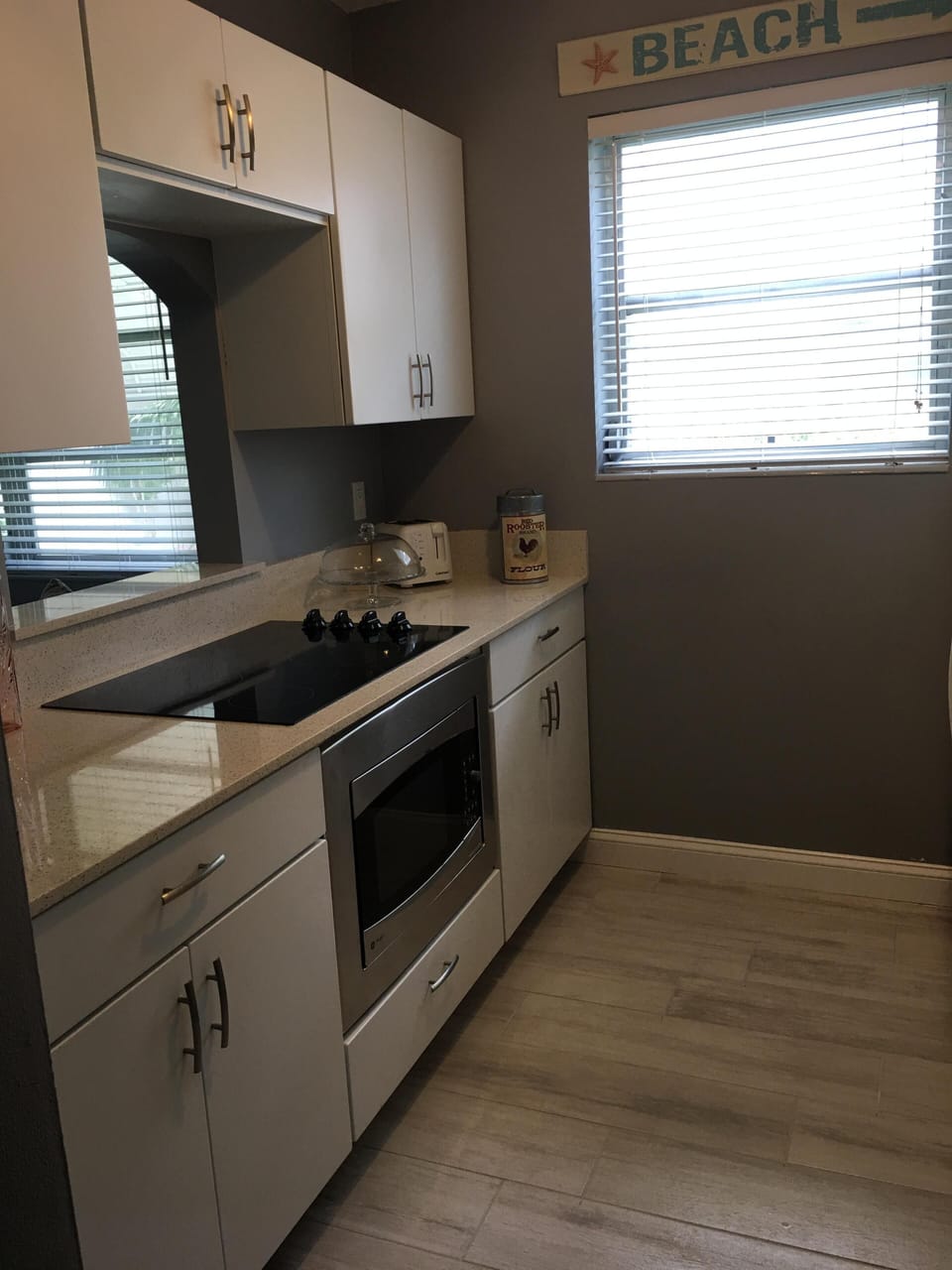 full kitchen