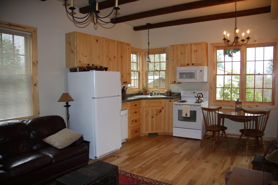 MAIN FLOOR