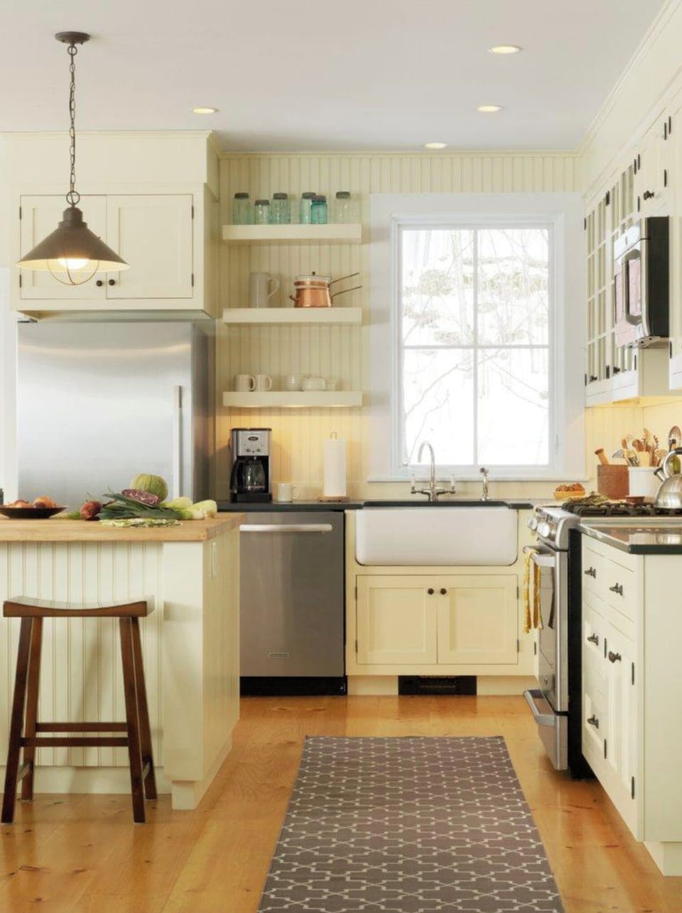 Kitchen and Island View 