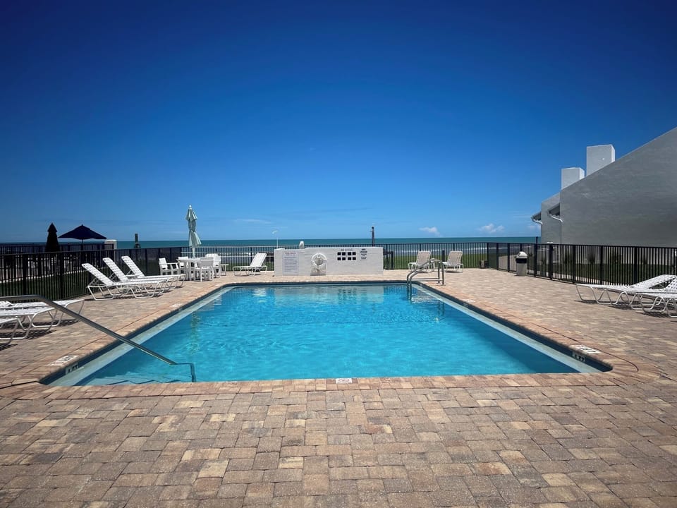Pool deck