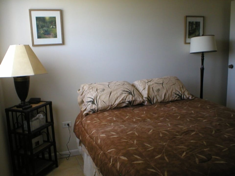 Nicely decorated bedroom