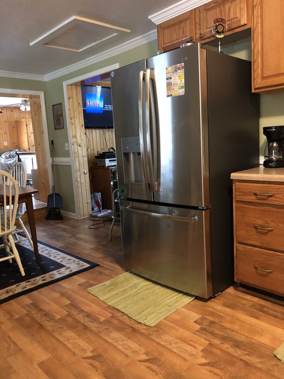 Full kitchen