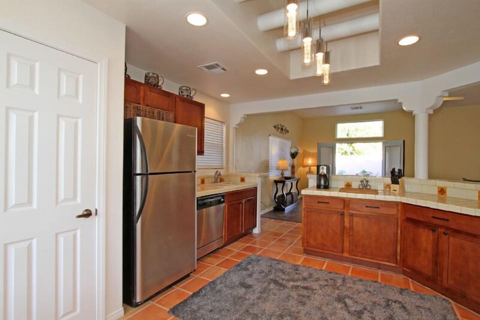 Kitchen also open to the living room.