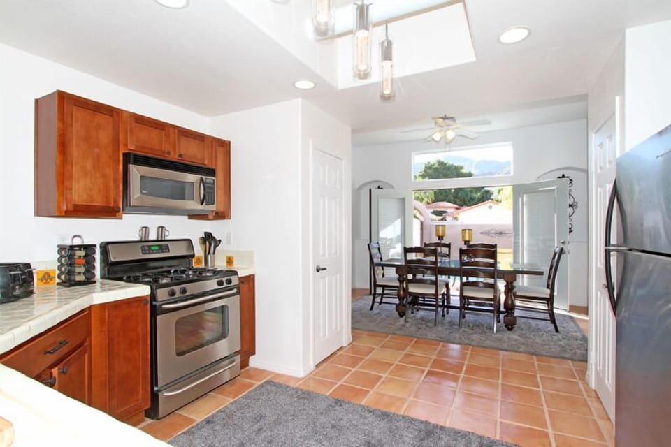 Kitchen is open to the dining room. 