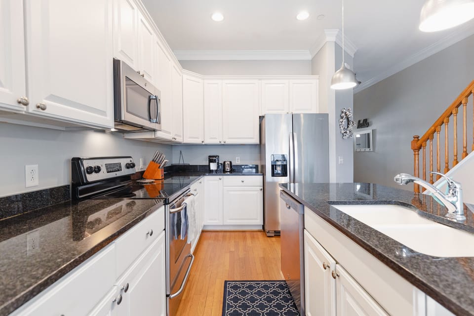 Fully equipped kitchen