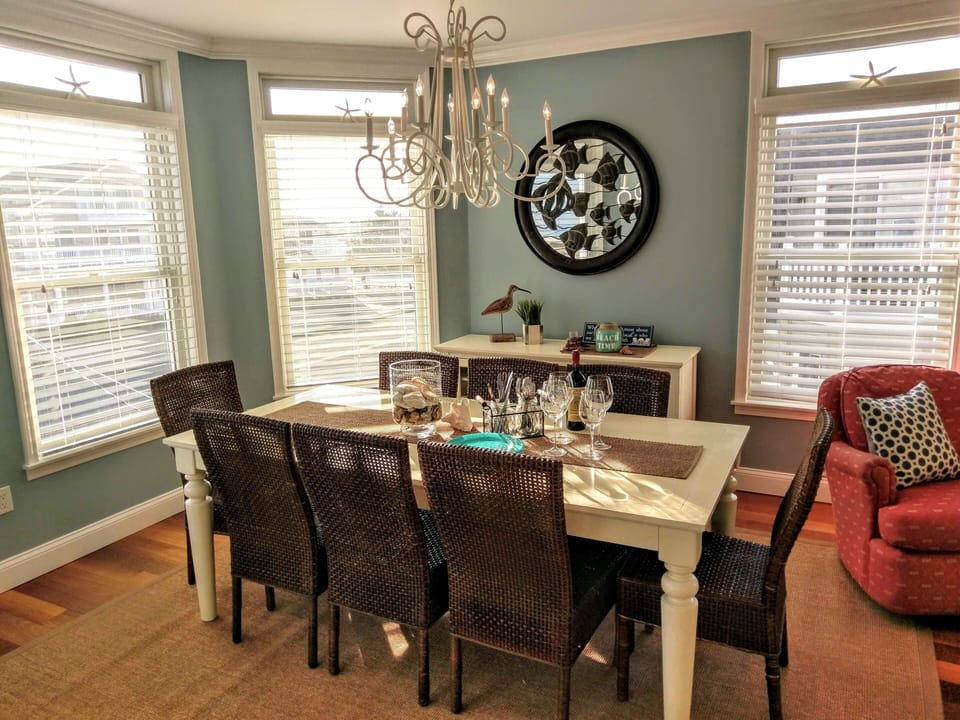 dining table seats 8-10