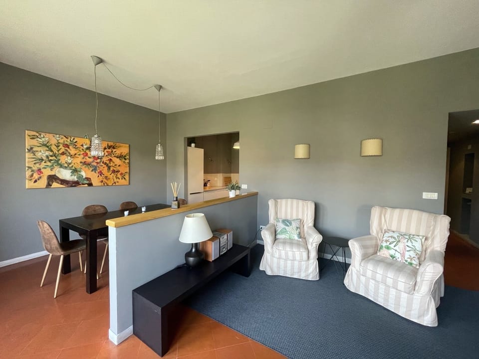 Living room with dining table
