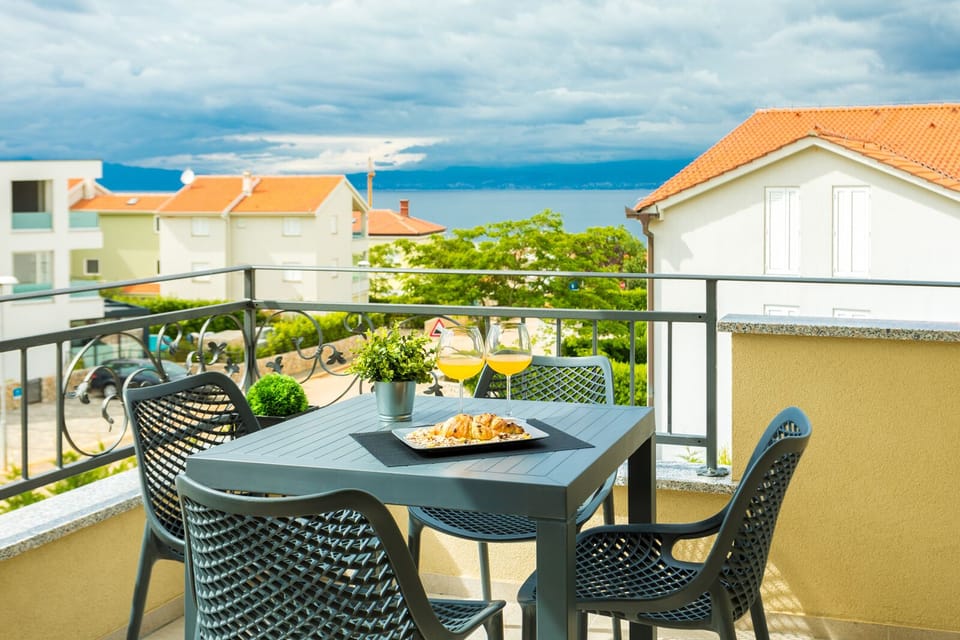 balcony with sea view