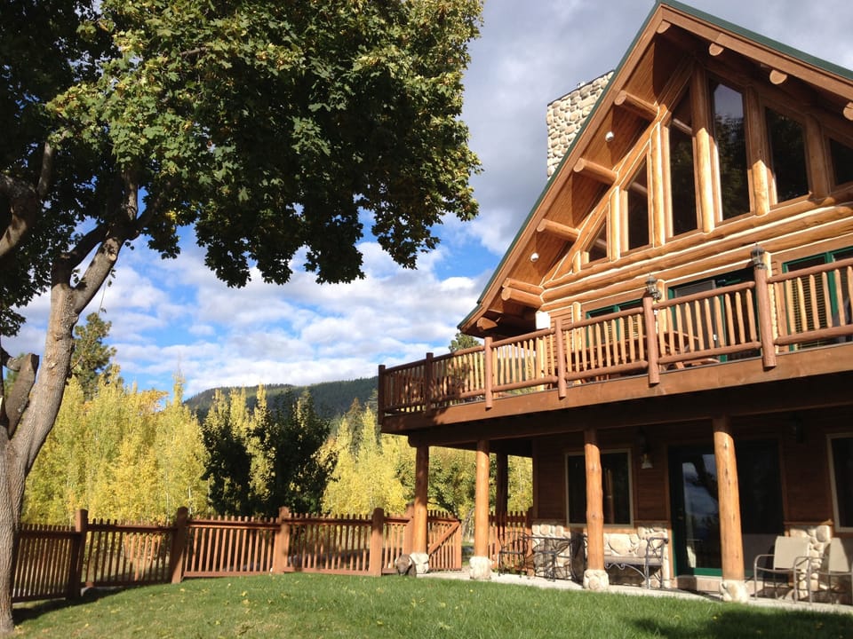Log Home with Fenced Front Yard