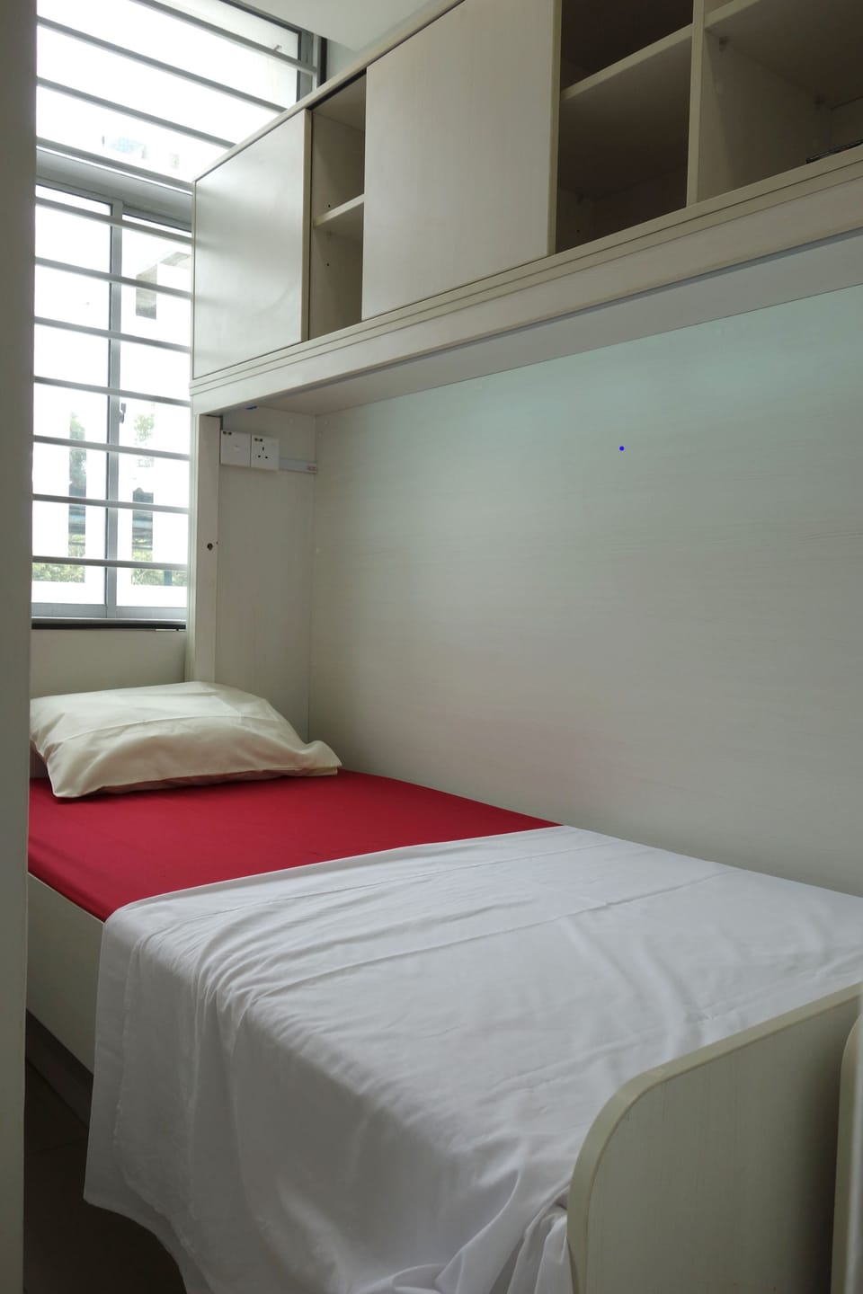 Second bedroom with single bed