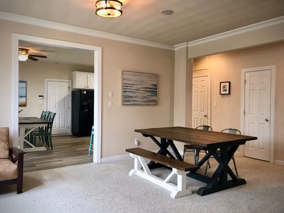 1st Floor Additional Table for Seating