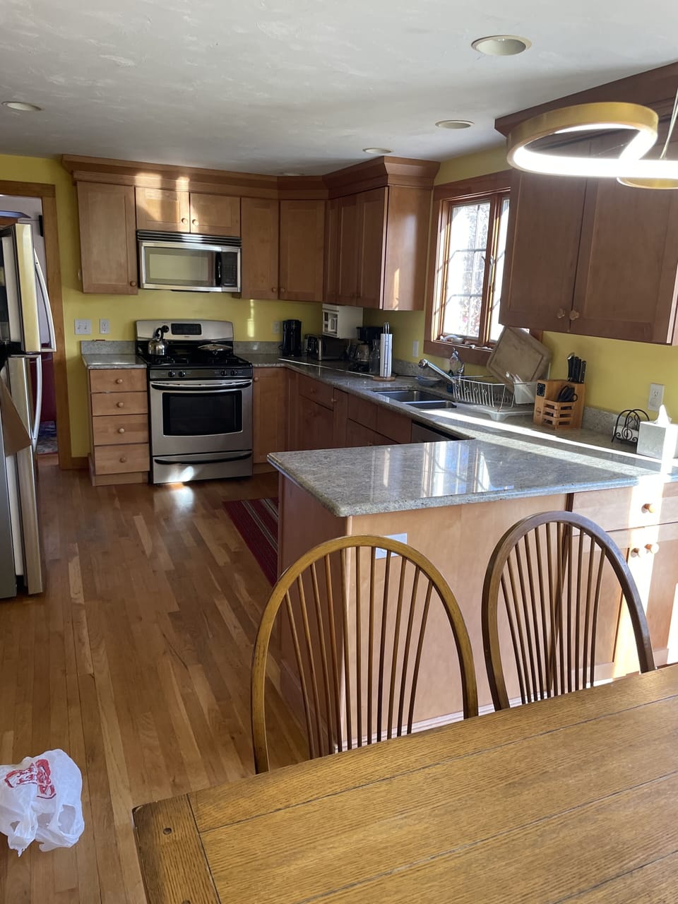 Large well appointed kitchen
