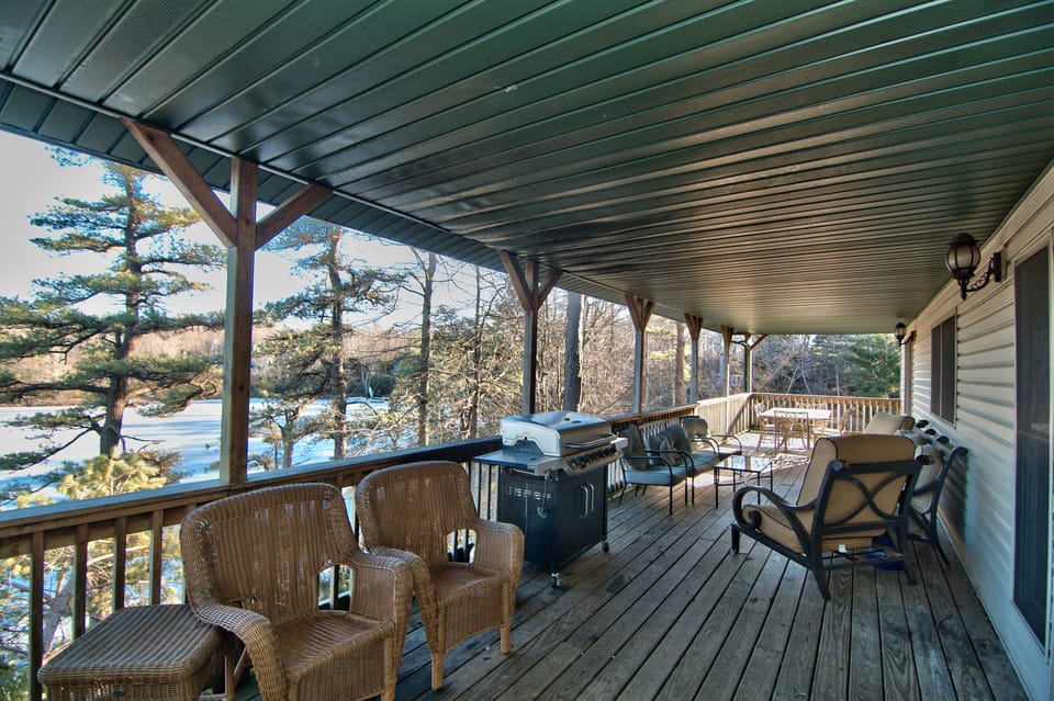 Large Deck 