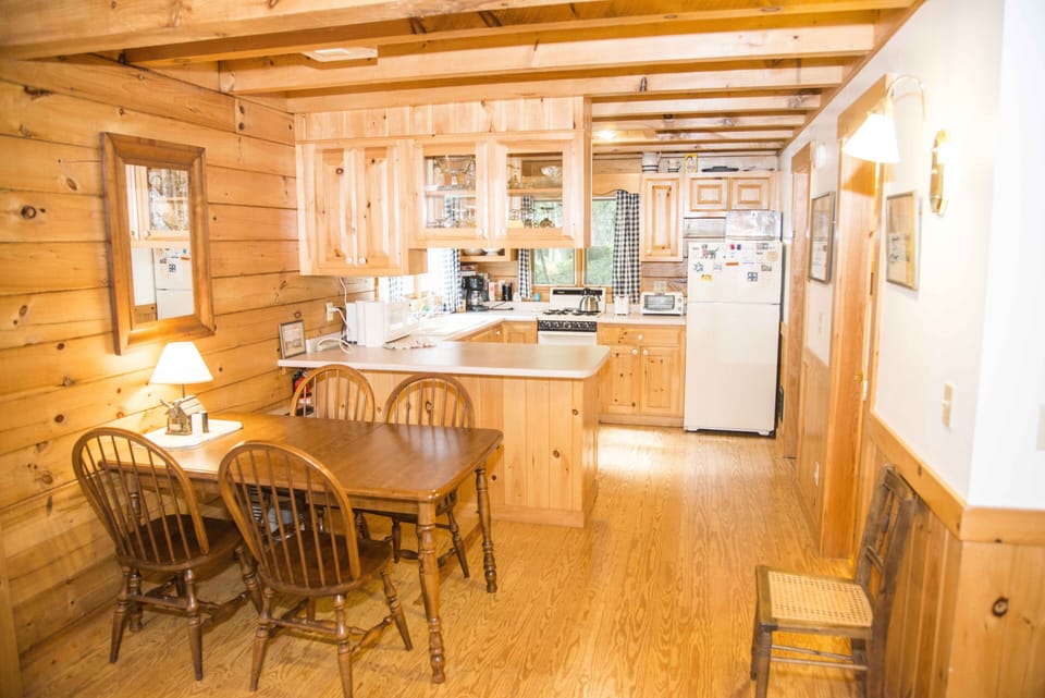 Dining/Kitchen