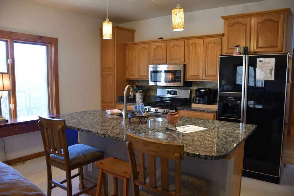 Second full kitchen on the lower floor (no stairs)