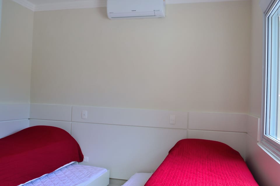 3 bedrooms, WiFi (free)
