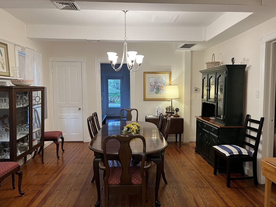 Dining Room (2022)