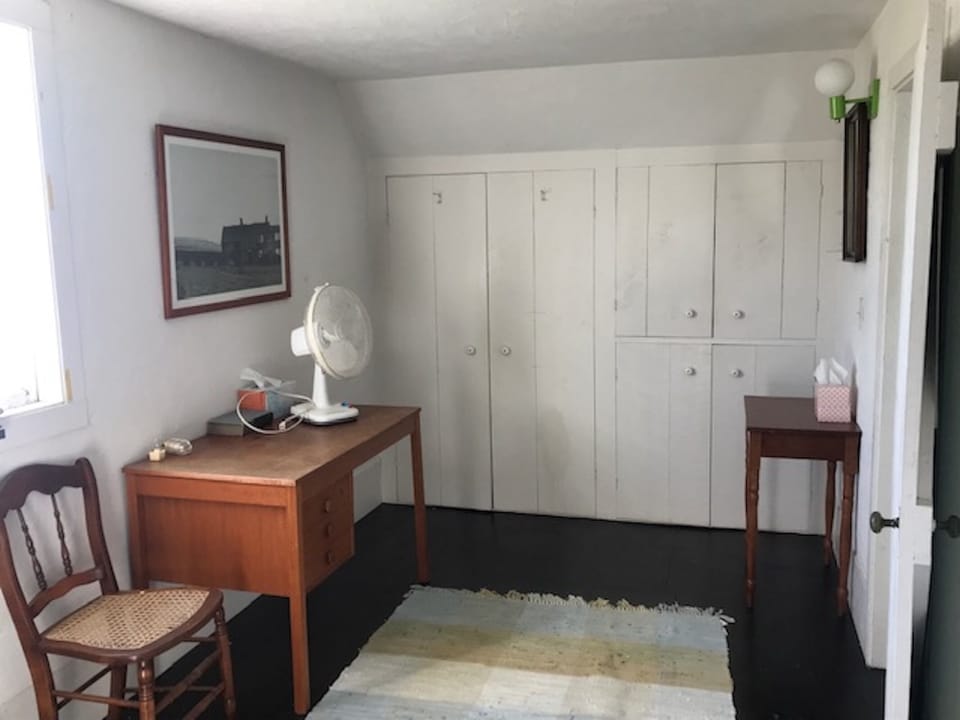 Large Bedroom