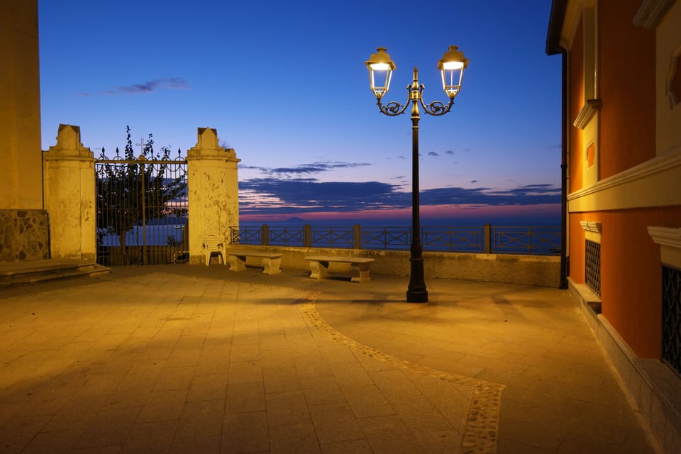 evening in the piazzetta in front of the house (photo by lovely guest)