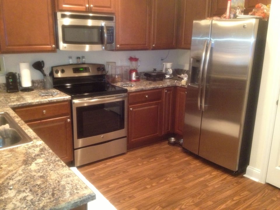 Kitchen with many extras