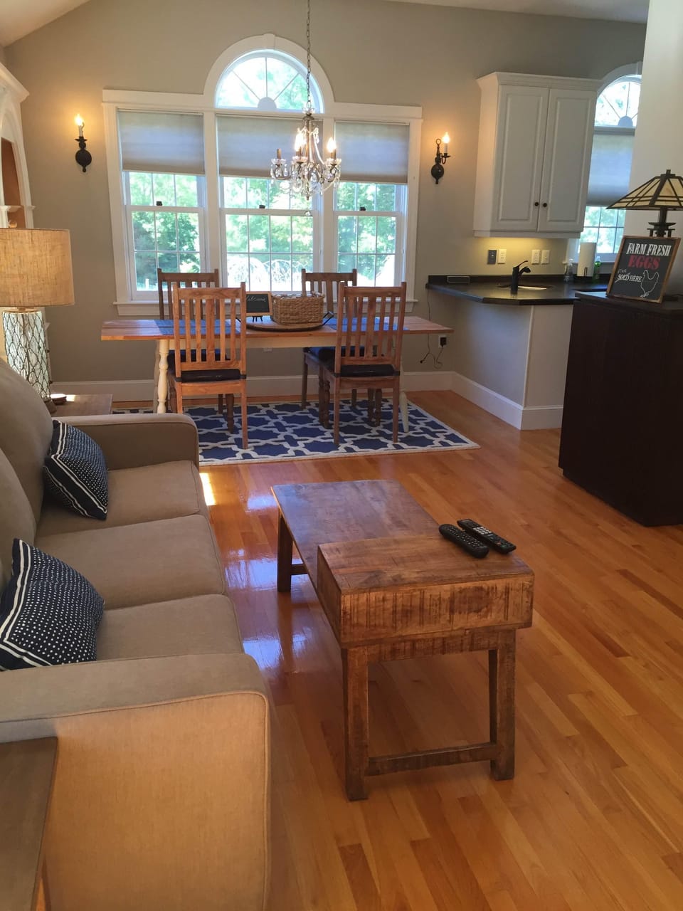 Bright and cheery living room and dining area