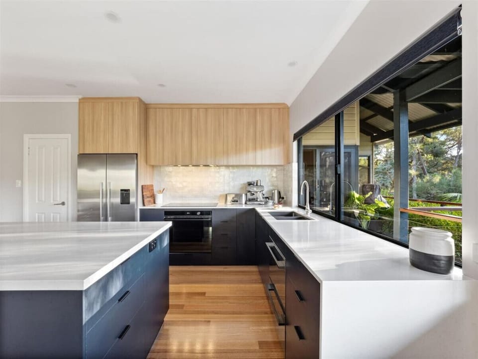 Kitchen and Garden View w/ Air-conditioning