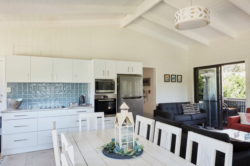 kitchen dining upstairs