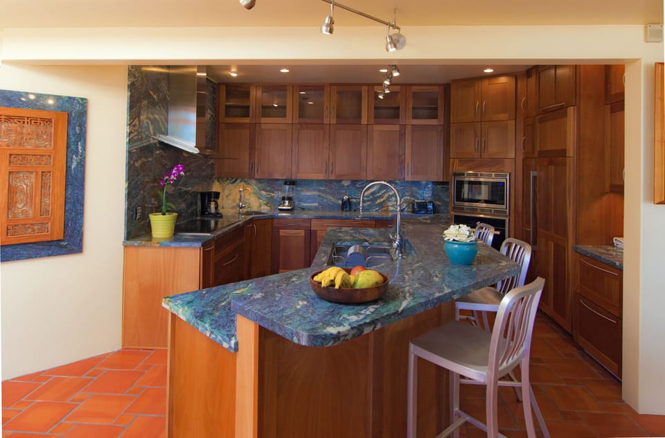 Open Kitchen