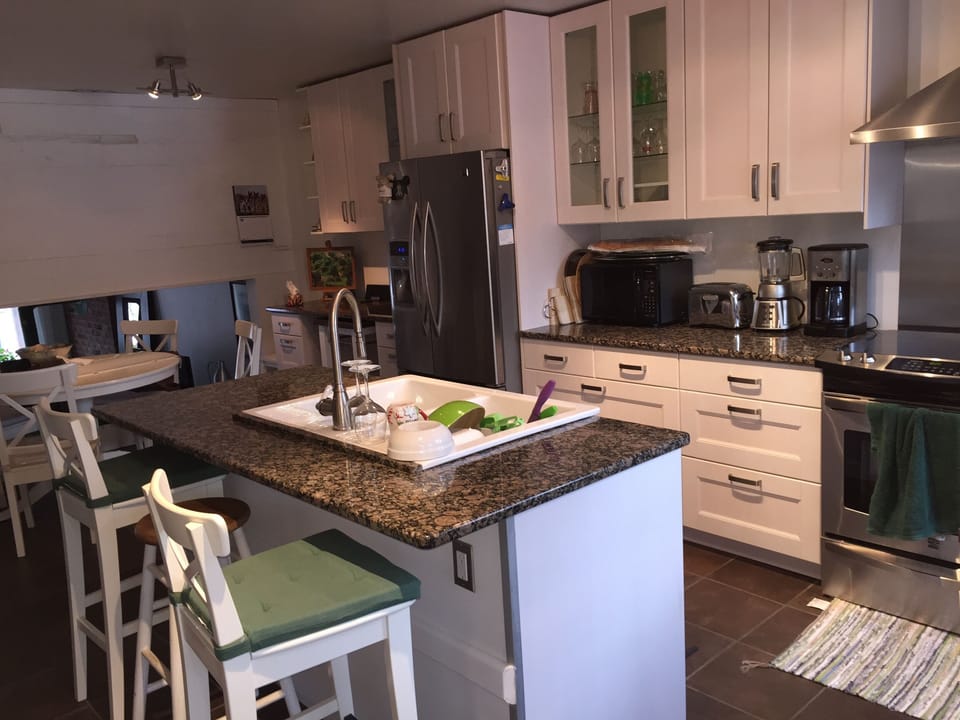 Kitchen with island