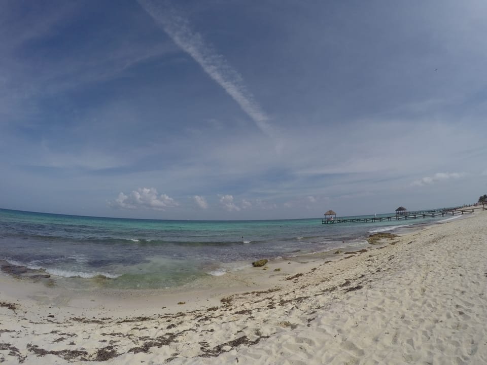 View of the beach Xcalacoco.