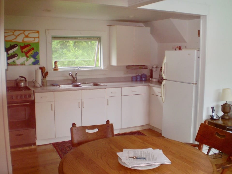The kitche\n