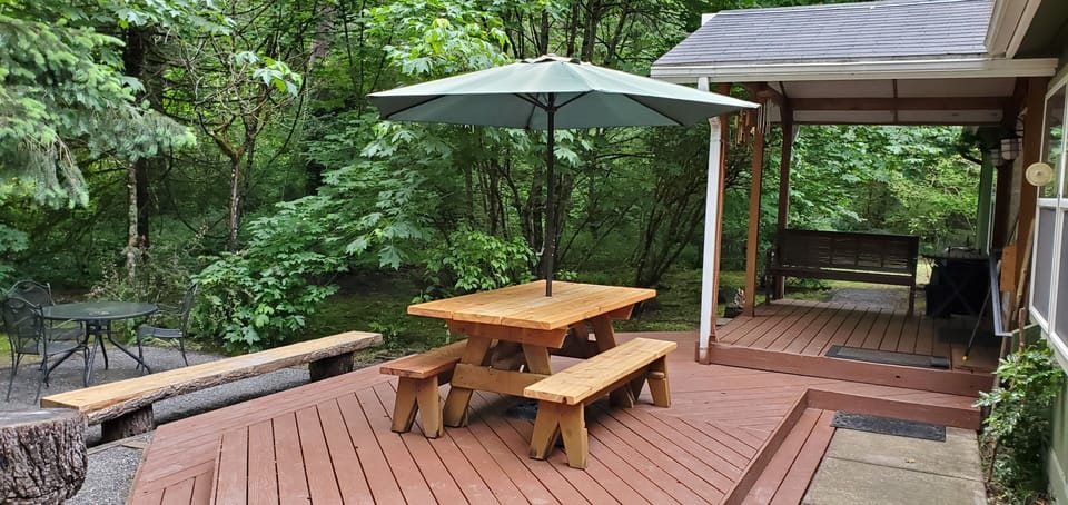 happy hour on the front deck