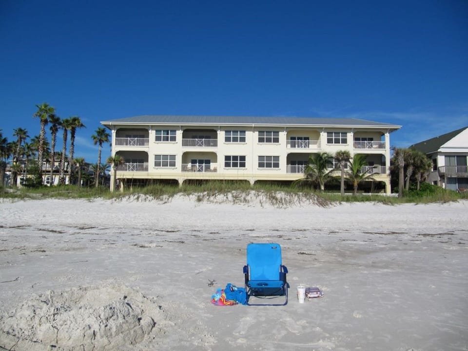 We are directly on the beach so have fun in the sun and sand...