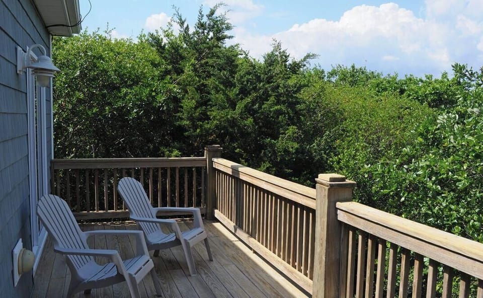Top Floor Back Sun Deck