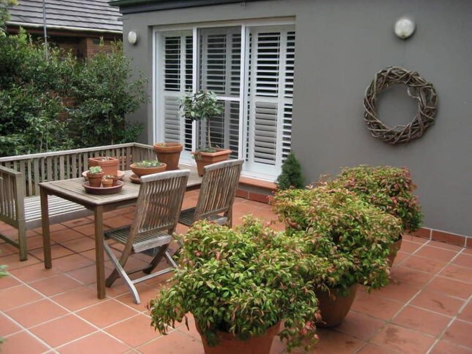 Private courtyard