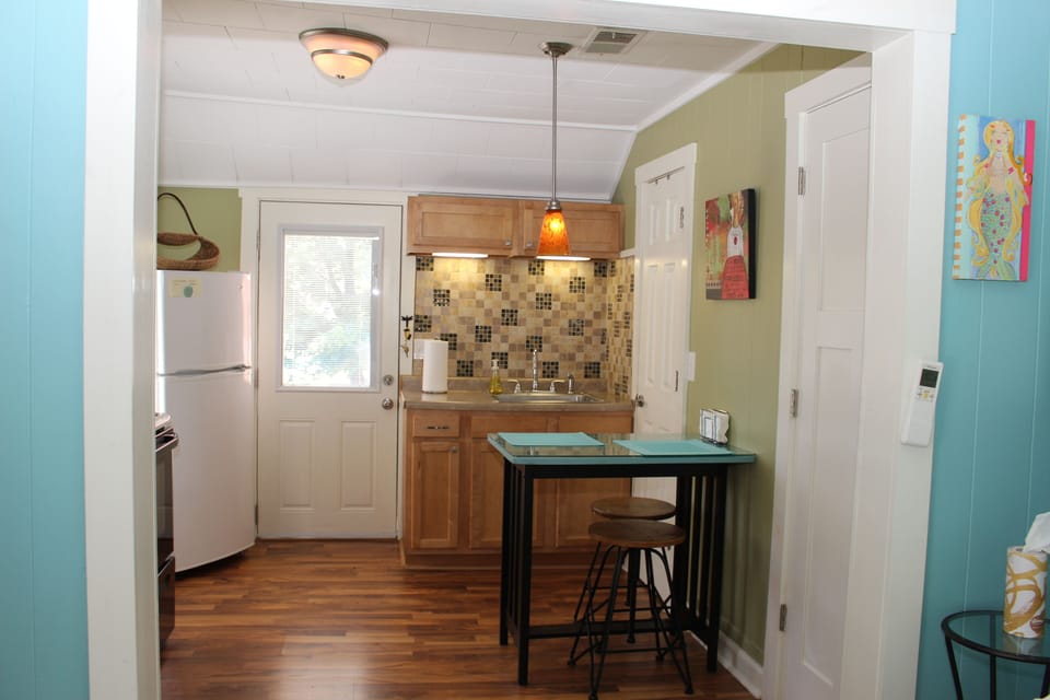 studio kitchen