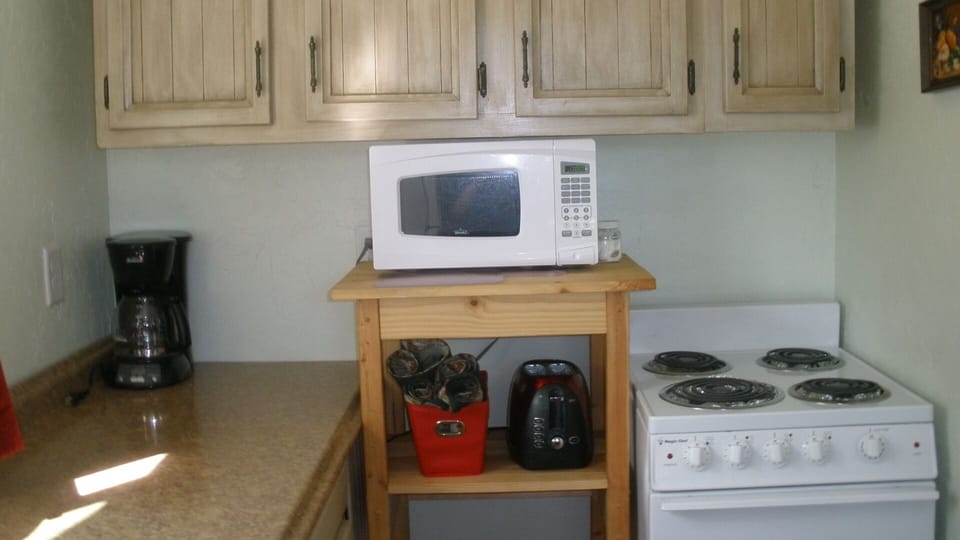 Convenient cooking center