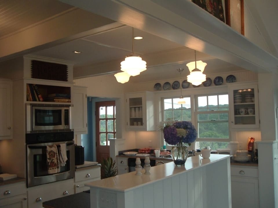 gourmet kitchen