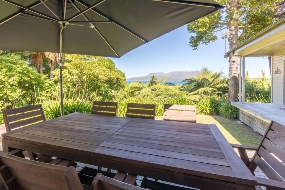 Deck Lake View