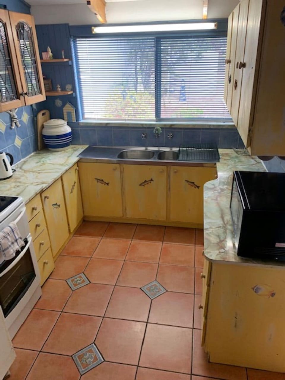 Fridge, microwave, oven, electric kettle