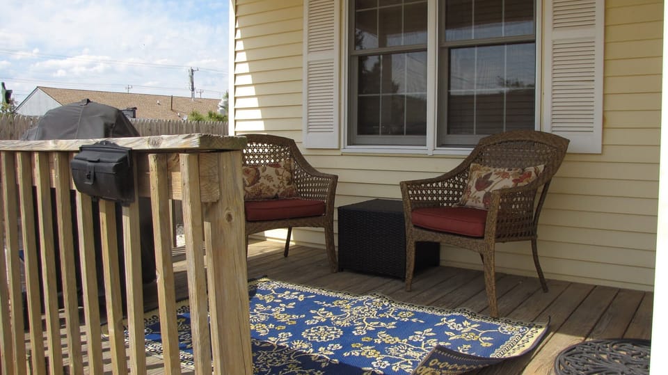 Front Porch Downstairs