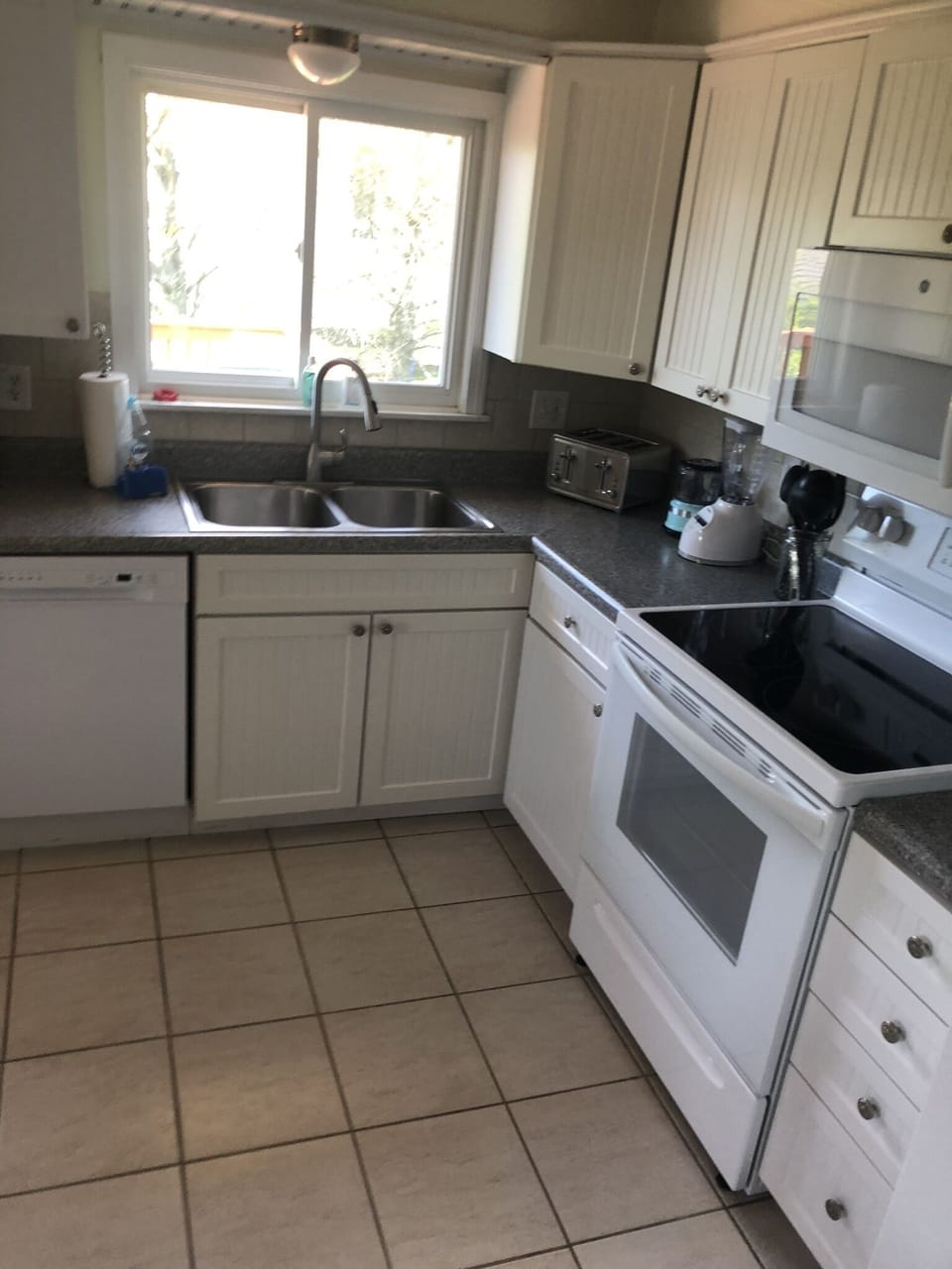 Modern kitchen